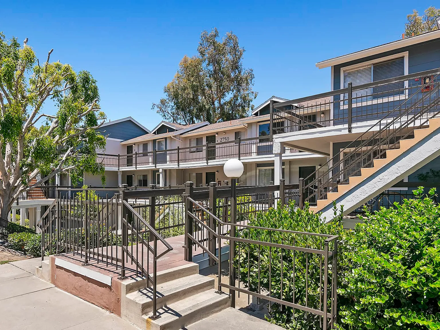 The Avenue at Carlsbad — Photo 3