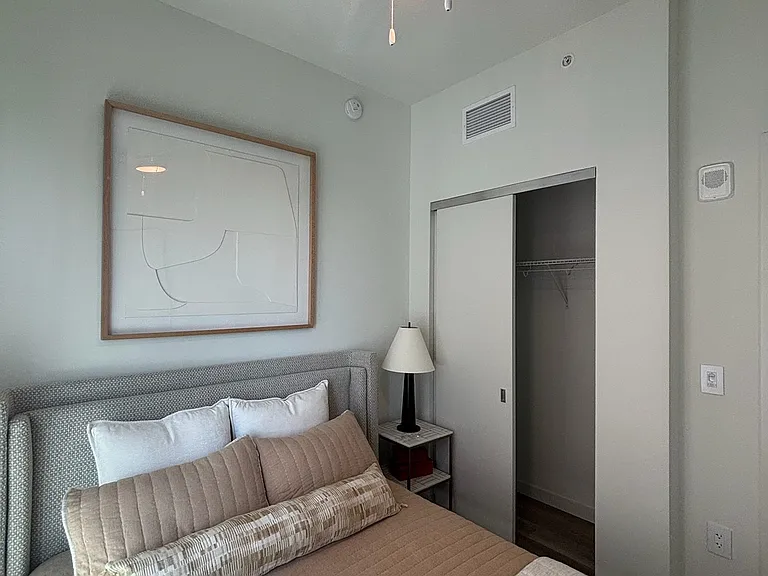 92 NW 29th St #587 — Photo 10