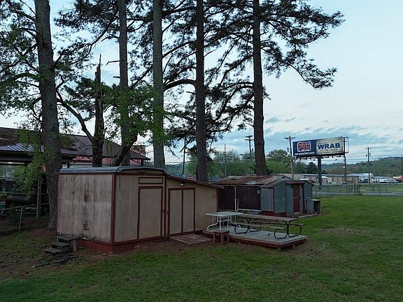 4th image of 2 Waterfront Browns Creek Rd