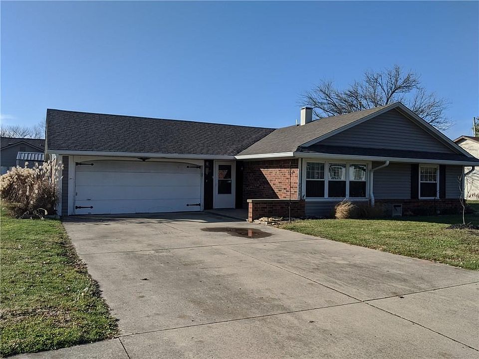 1st image of 2349 Berwick Dr