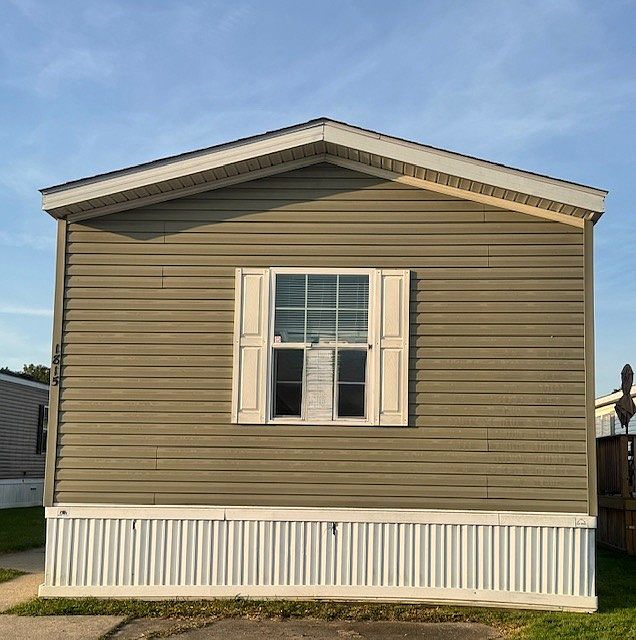 1st image of 1845 Everest Dr #137