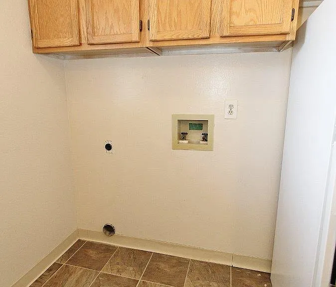 551 N Moffatt Ave #7 — Photo 5