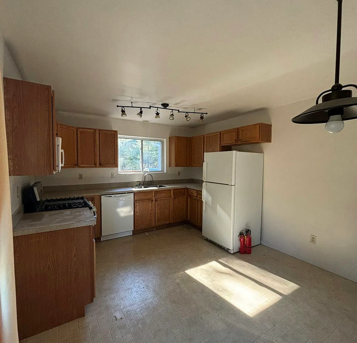 110 Glen Combe Circle, Unit 110 Glen Combe — Photo 3