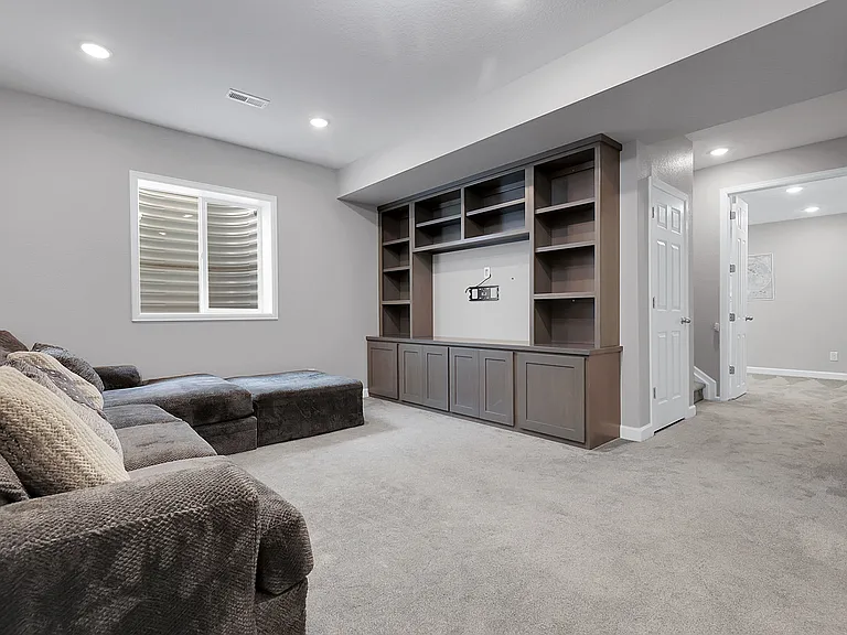 7668 Sabino Ln — Photo 12