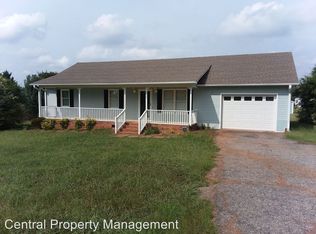 5423 Parris Bridge Rd, Boiling Springs, SC 29316