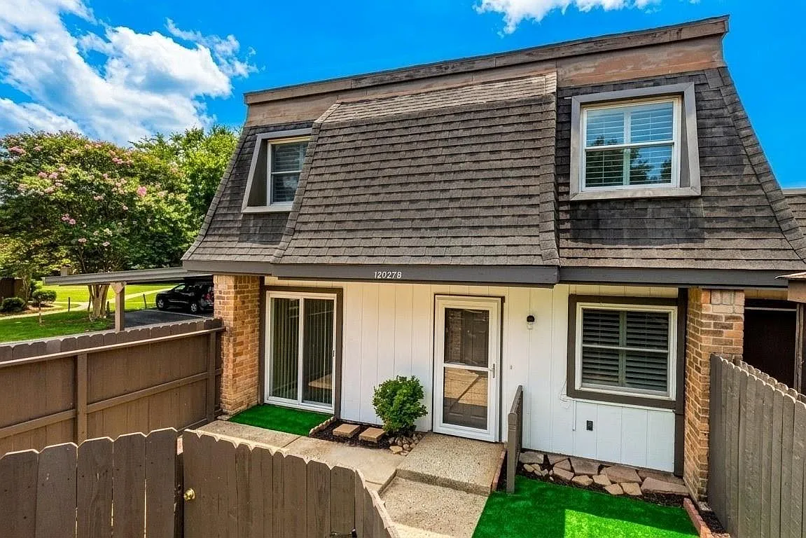 2 bed, 1.5 bath, 1168 sqft, $1,450 — Photo 4