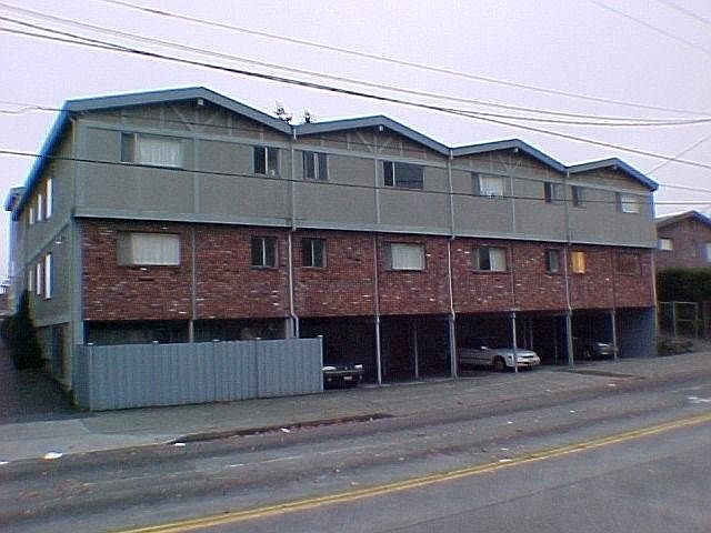 1st image of 1519 NW 65th St #15
