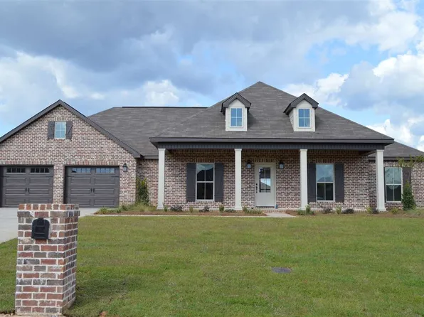 102 Mosswood Dr, Enterprise, AL 36330