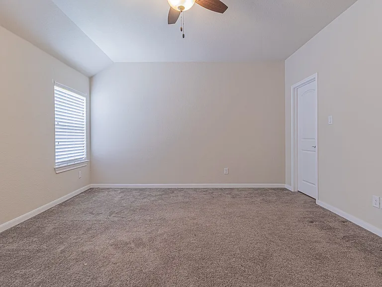 2727 Sonata Park — Photo 24