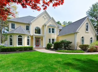 41 High Ridge Cir, Franklin, MA 02038