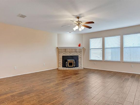 3rd image of 3315 Portsmouth Pl