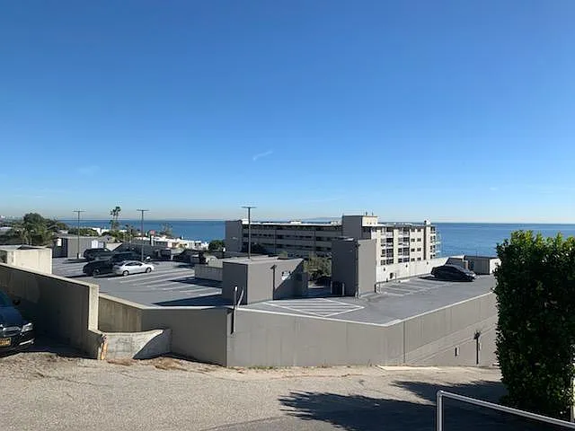22607 Pacific Coast Hwy #1/2 — Photo 3