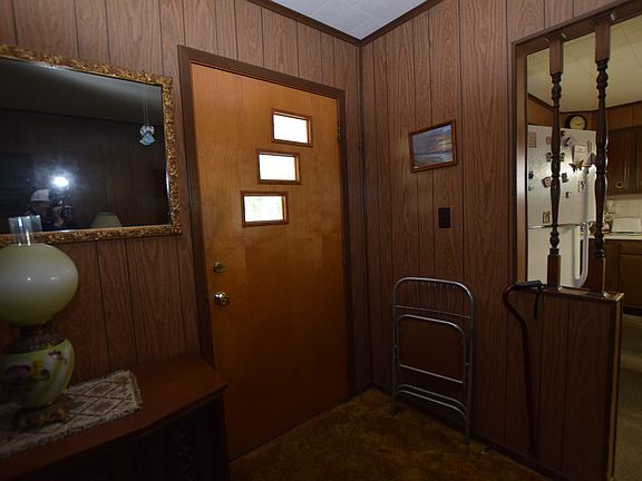 3rd image of 315 W Lynn St