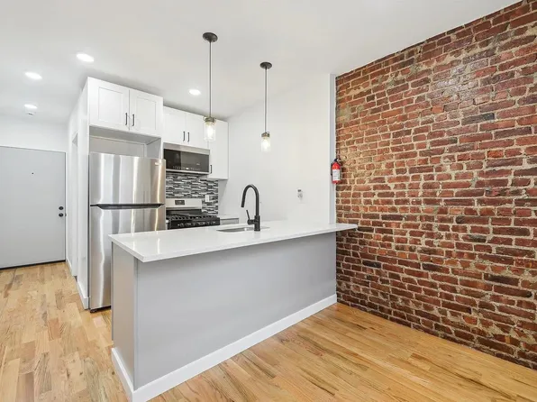 518 51st Street image 1 of 10