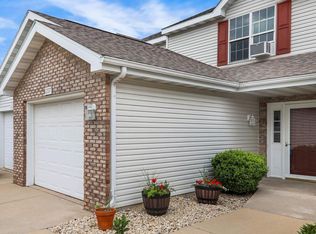 2337 Effingham Way, Sun Prairie, WI 53590
