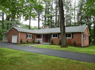 6 Pinewood Rd, Hampden, MA 01036
