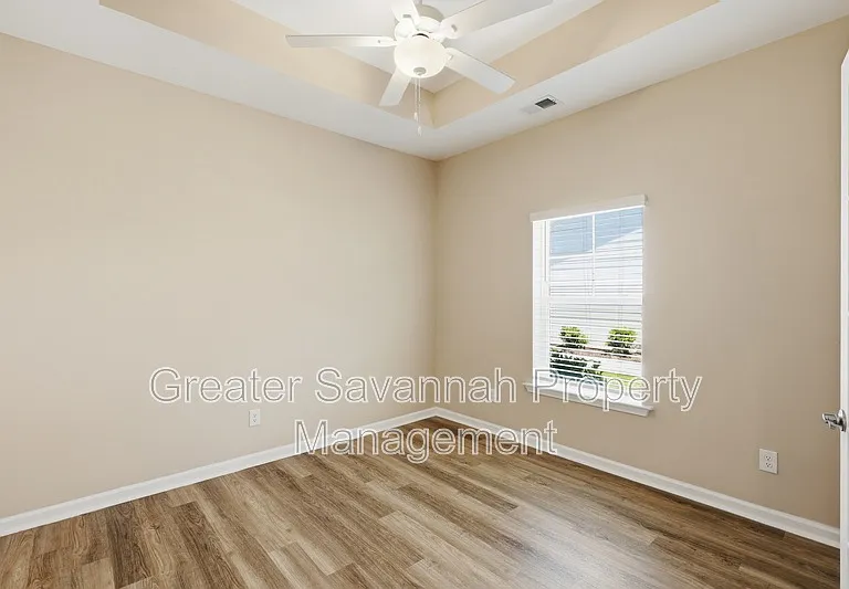 130 Danbury Ct #1 — Photo 21