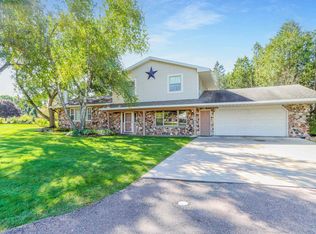 1508 N Shawano Dr, Marshfield, WI 54449