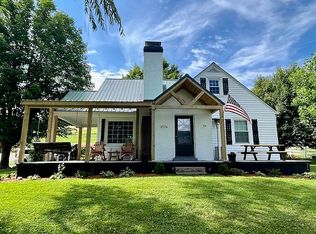 1576 Golf Course Rd, West Jefferson, NC 28694