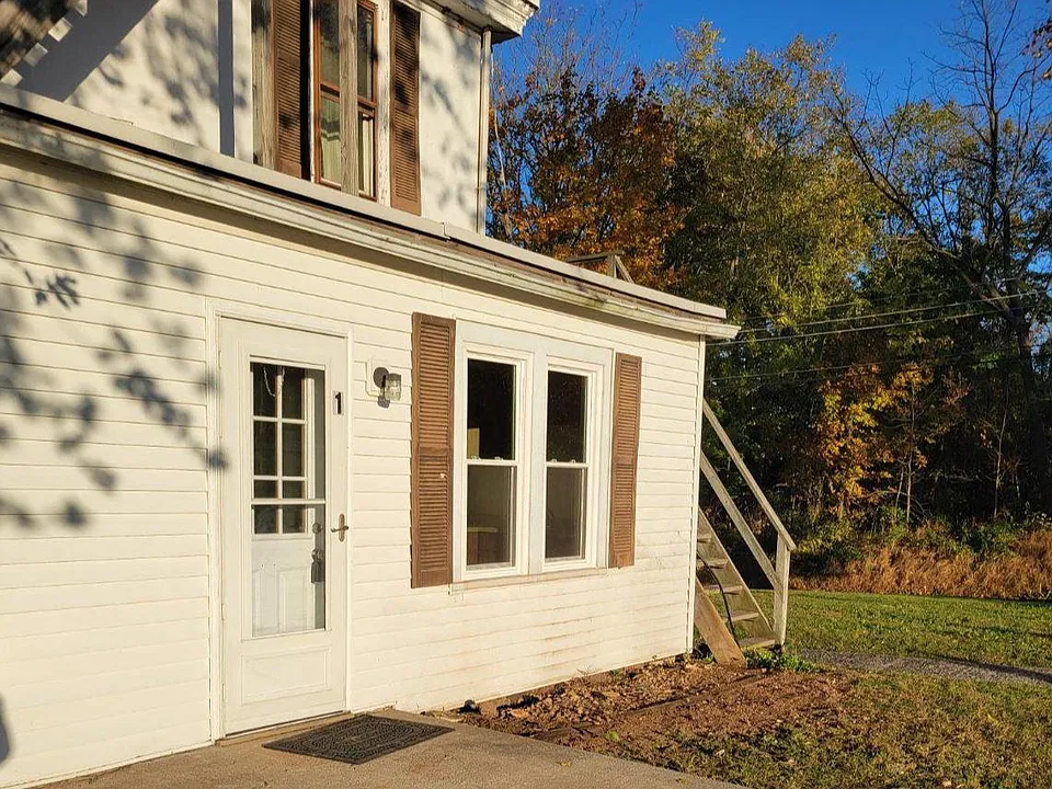 409 Country Club Rd #1
