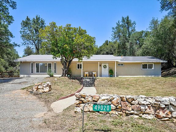 2nd image of 49020 Manzanita Rd