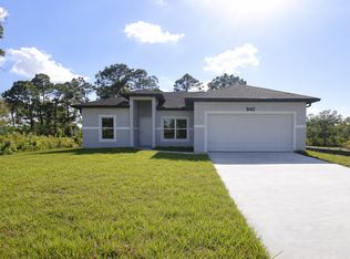 940 Sterling St E, Lehigh Acres, FL 33974