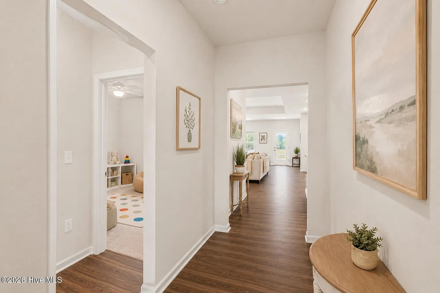 4 bed, 2.0 bath, 1855 sqft, $2,300 — Photo 4