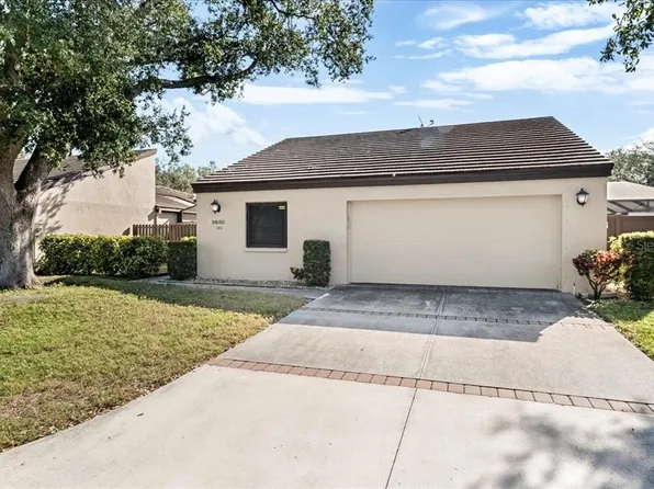 3820 Glen Oaks Manor Dr, Sarasota, FL 34232