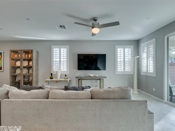 8387 Lagunilla Ave, Las Vegas, NV 89149