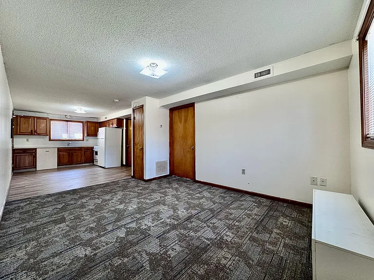 167 Barker St #C1 — Photo 7