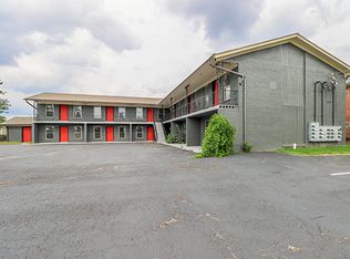 3405 Shagbark Rd #14, Louisville, KY 40216