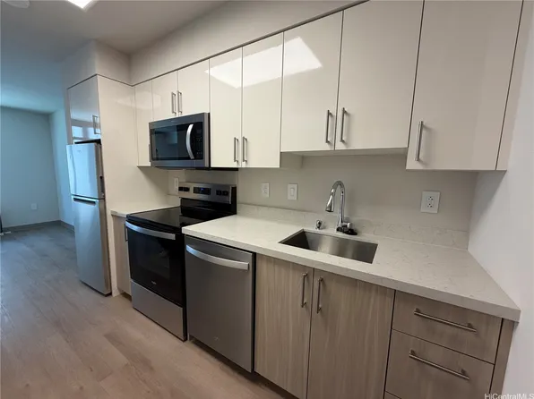 828 Auahi St APT 409, Honolulu, HI 96813