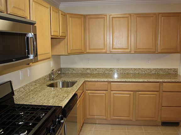 Lots of counter and cabinet space!