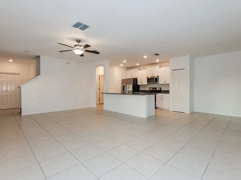 7348 Spring Snowflake Ave — Photo 5