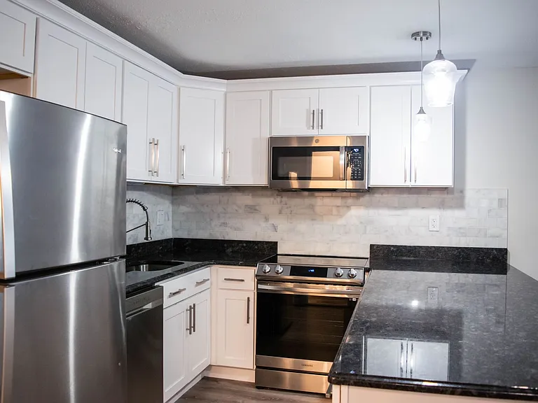467 Whalley Ave #T — Photo 4