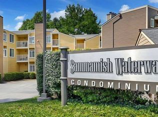 7404 W Lake Samm Py NE, Redmond, WA 98052