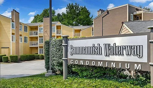 7404 W Lake Samm Py NE Photo 1