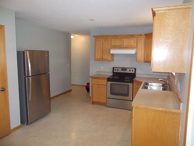 1022 Stinson St — Photo 18