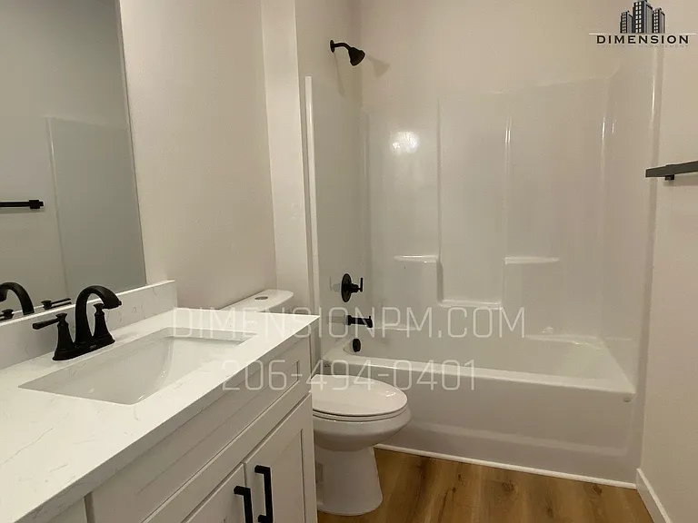 2025 M St NE — Photo 27