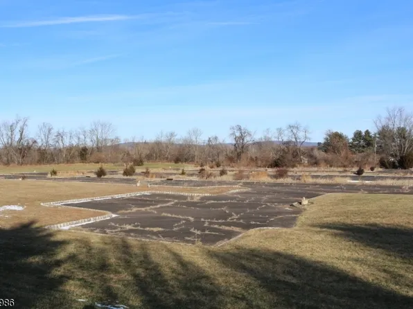 359 Old York Rd, Raritan Twp., NJ 08822