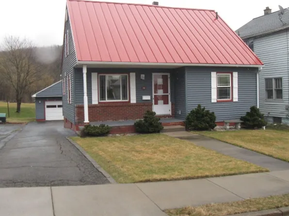 38 Colville Ave, Johnson City, NY 13790