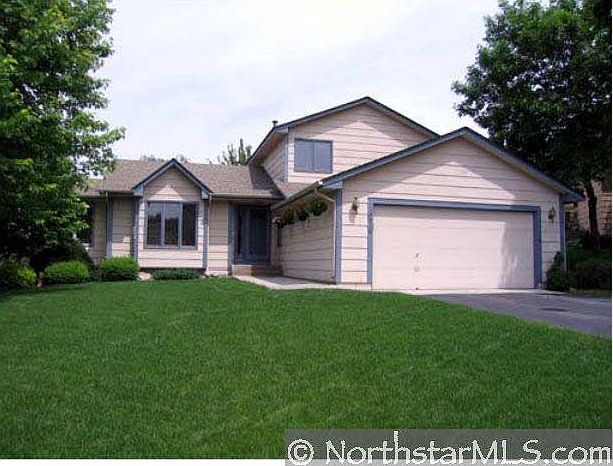 1st image of 9516 Hillside Drive