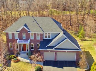 6409 Queensland Ln N, Maple Grove, MN 55311