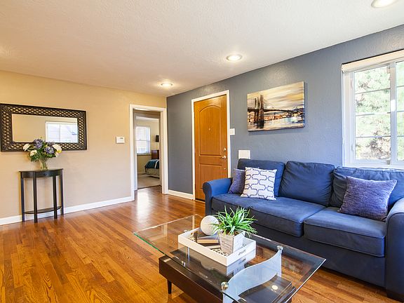4th image of 1305 Eudora St