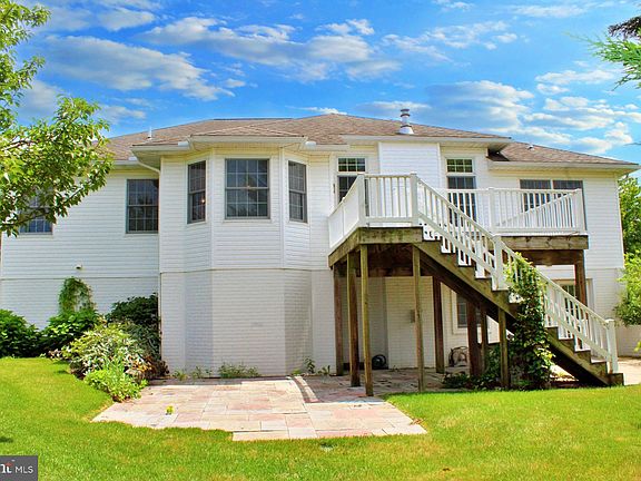5th image of 6192 Oak Leaf Ln N