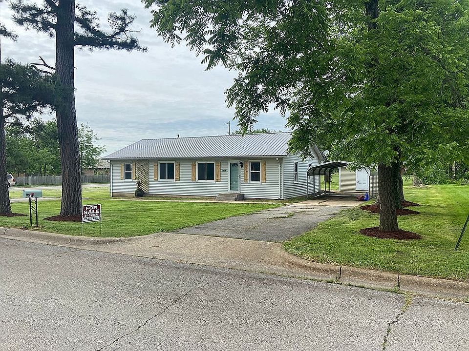 1st image of 915 Howard Dr