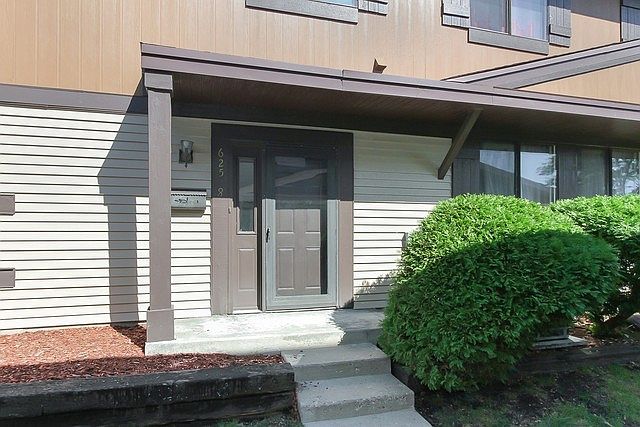 1st image of 6258 Kit Carson Dr #0