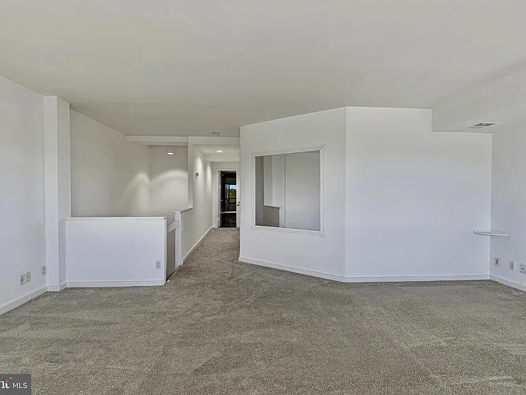 2501 M St NW #722 — Photo 14