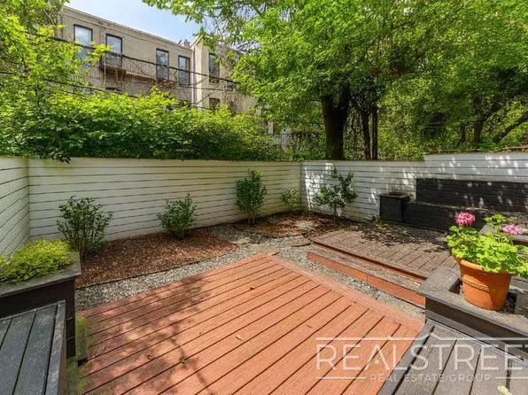 277 Linden Street image 5 of 6