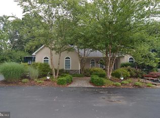 2100 S Galen Hall Rd, Reinholds, PA 17569